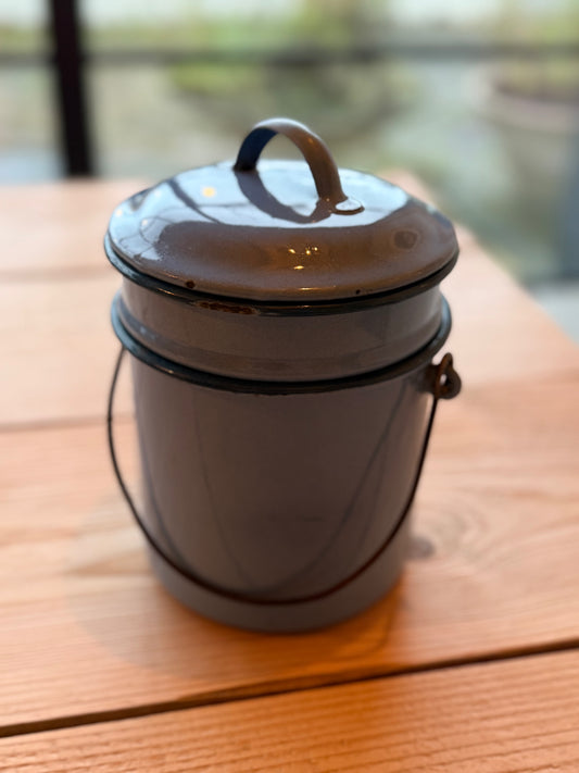 Enamel pail,  canteen  stackable